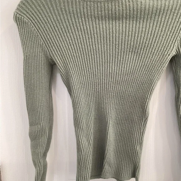 Primark Ribbed Knit Sweater in Light Green - Picture 3 of 6